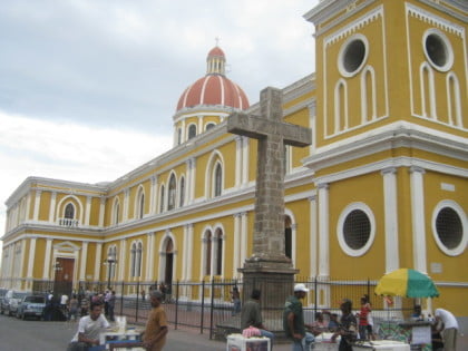 cruz-del-siglo-en-catedral